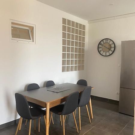 Le Pip'S Lägenhet Sète Exteriör bild